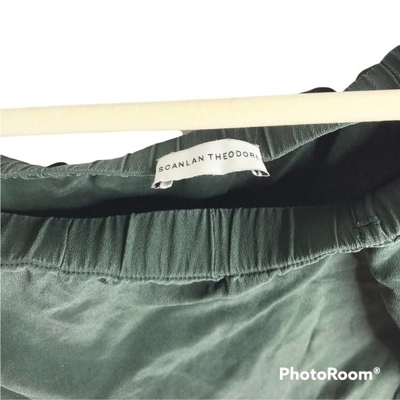 Scanlan Theodore dark green off shoulder flowy blouse size 8 - Picture 5 of 5